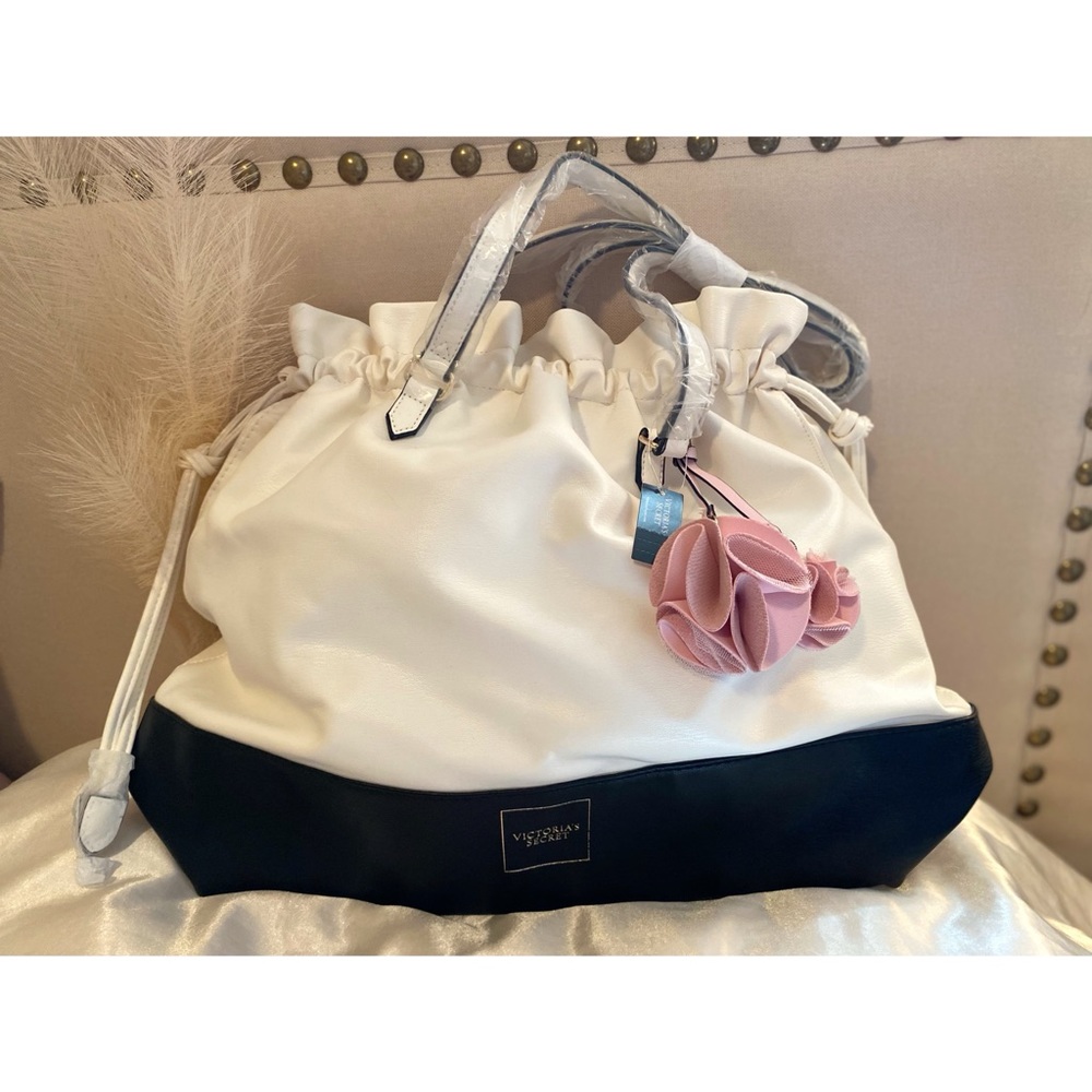 Victoria’s Secret black and white purse